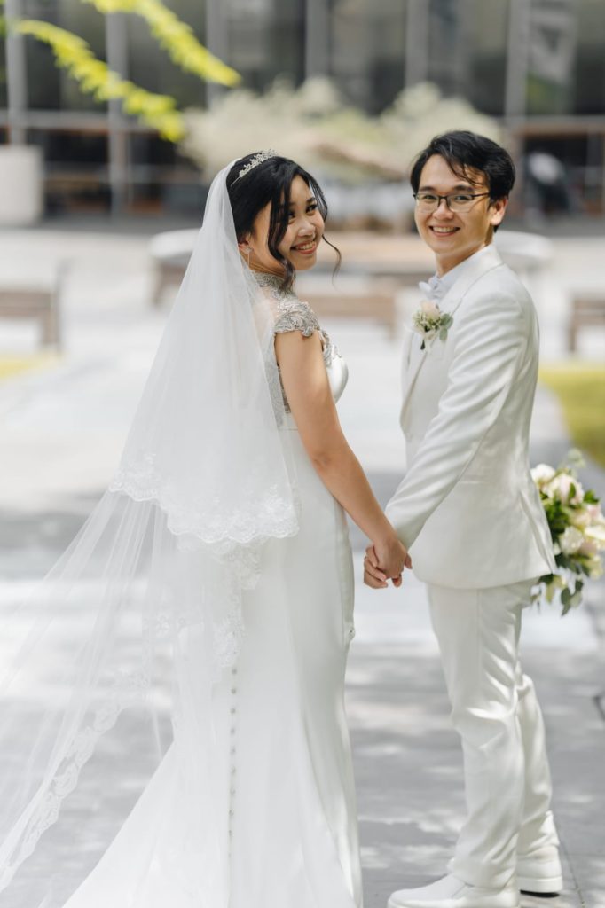 K GOWN - CUSTOMIZED CATHEDRAL WEDDING VEIL WITH LACE IN WHITE - NEVER LOOK BACK